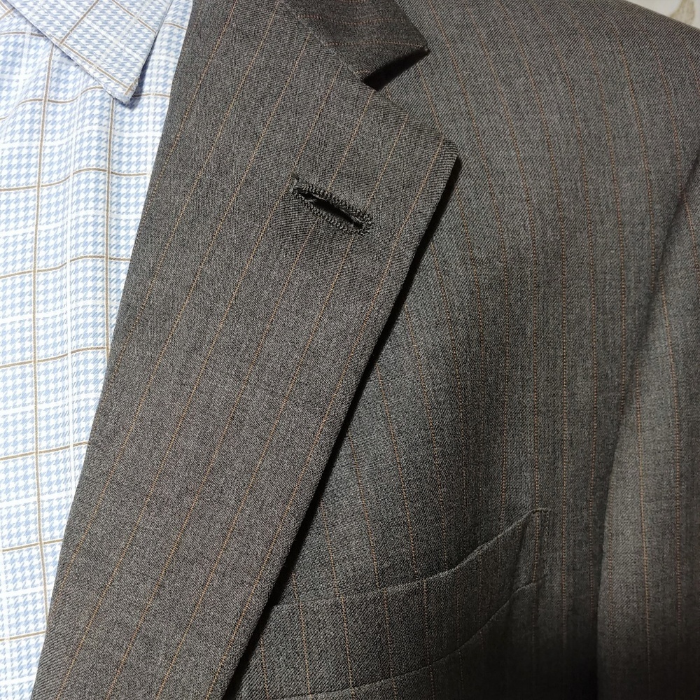 Burberry Grey Pinstripe Blazer 44L - Picture 6 of 8
